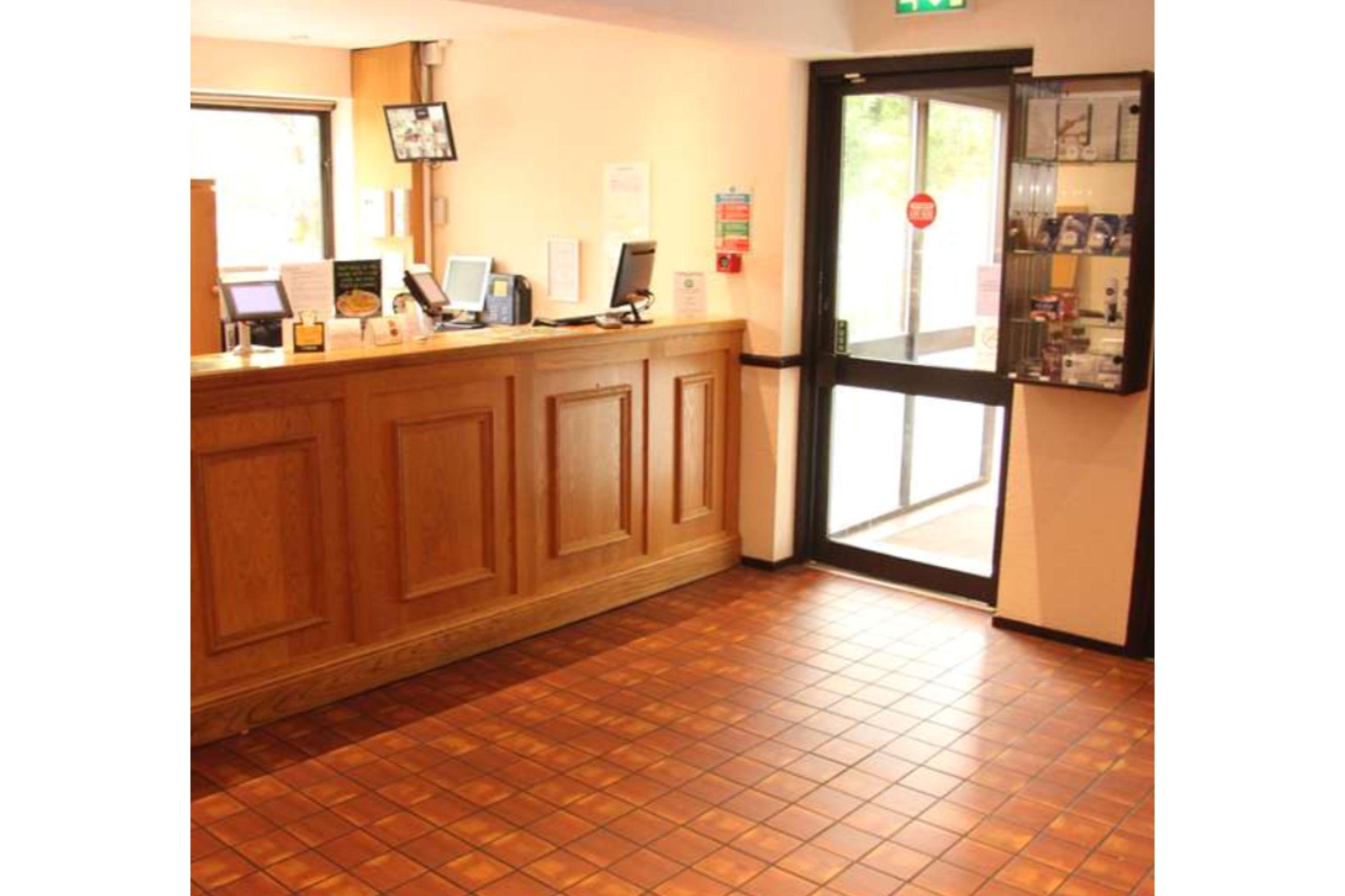 Hotel Campanile Milton Keynes - Fenny Stratford Exteriér fotografie